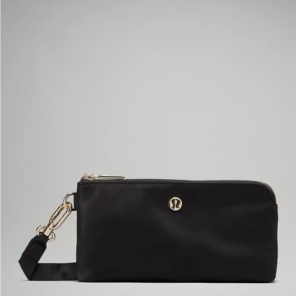 lululemon athletica curved wristlet - Picture 1 of 5